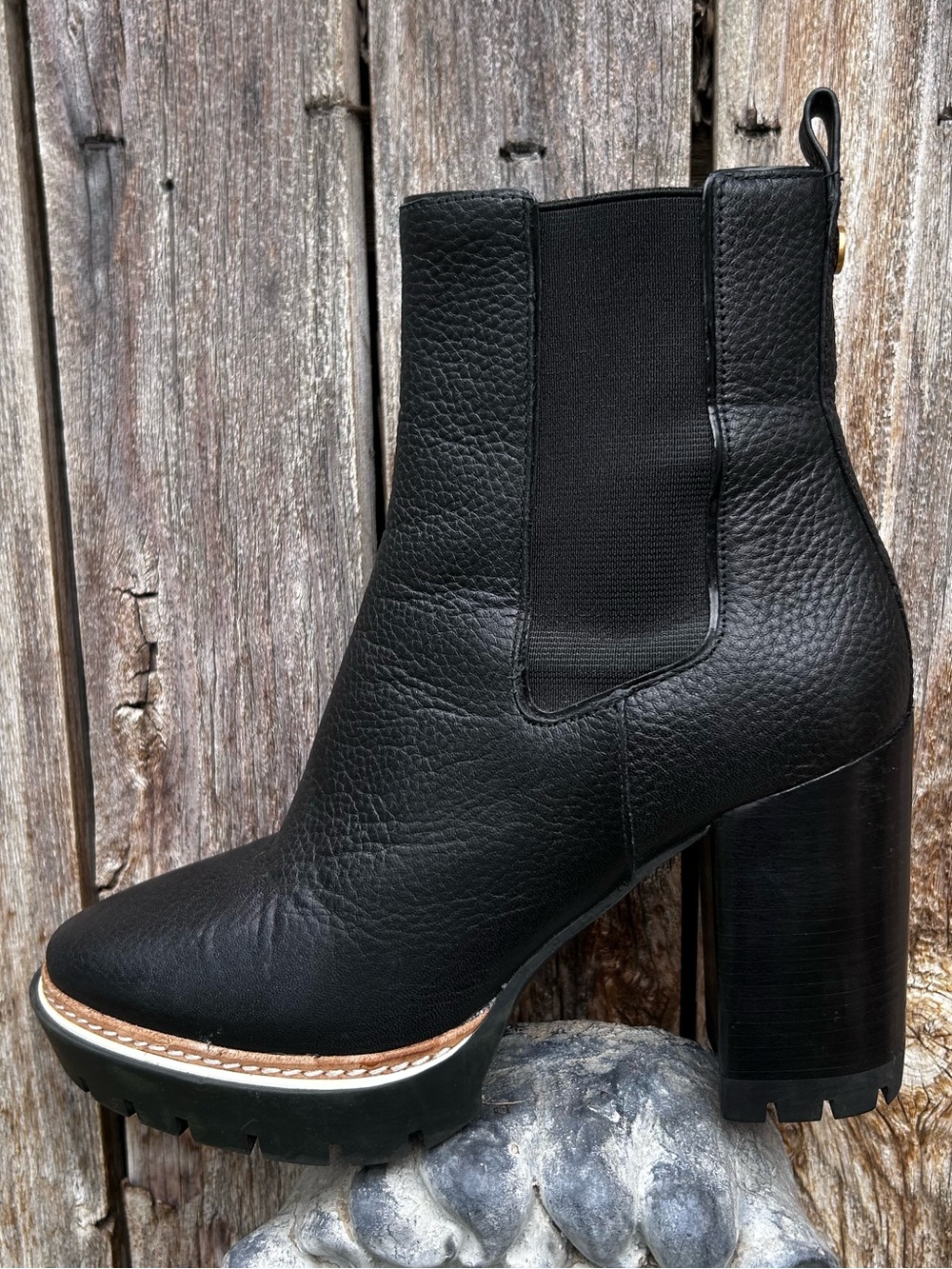 Tory Burch Miller Lug Sole Boot Leather Black 5.5